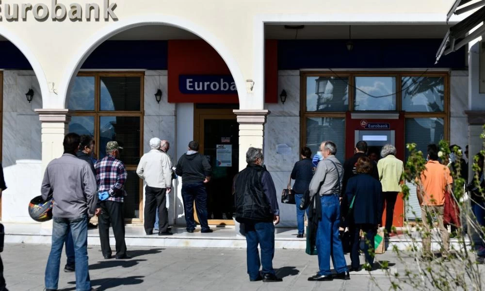 Πρώτη μέρα χαλάρωσης μέτρων: Έξω όλοι ή σχεδόν όλοι!